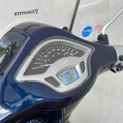 SOLD Vespa Primavera Glans Blauw FRB-32-L