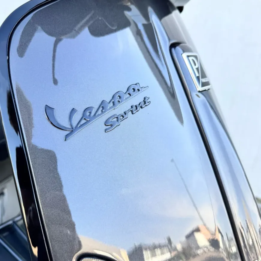 SOLD Vespa Sprint Custom Agaat Grijs DPB-79-R