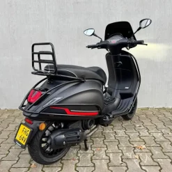 SOLD Vespa Sprint Sport Mat Zwart FHG-64-V