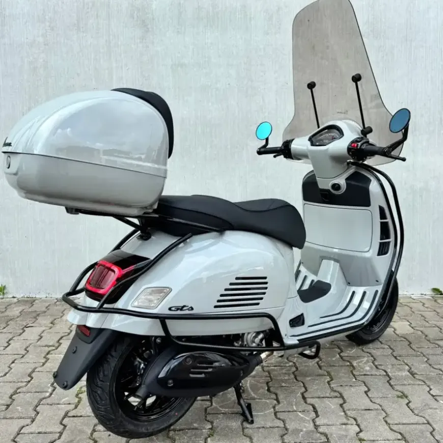 Vespa GTS310 Custom Chalk Grey 2026
