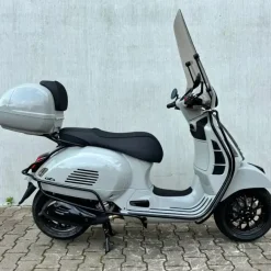 Vespa GTS310 Custom Chalk Grey 2026