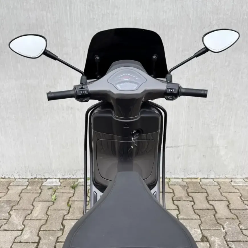 Vespa Sprint Agaath Grijs Facelift 2026