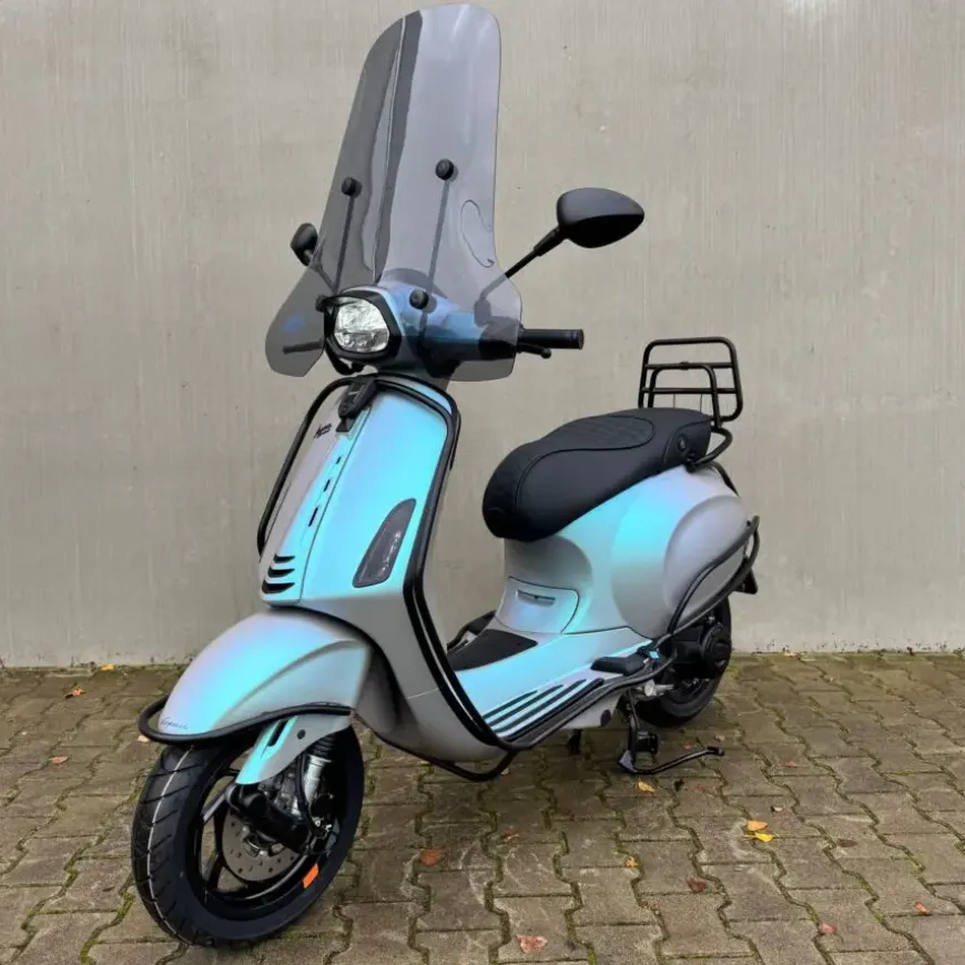 Vespa Sprint Aqua Chameleon Facelift 2026