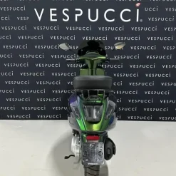 Vespa Sprint – Green to Purple