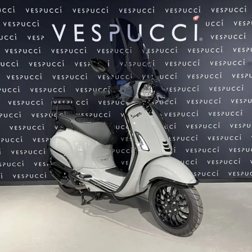 Vespa Sprint – krijt grijs