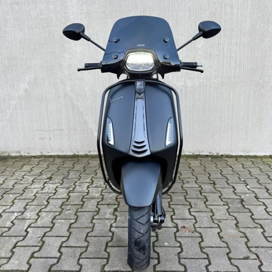 Vespa Sprint Matt Black Facelift 2026 Pakket 2