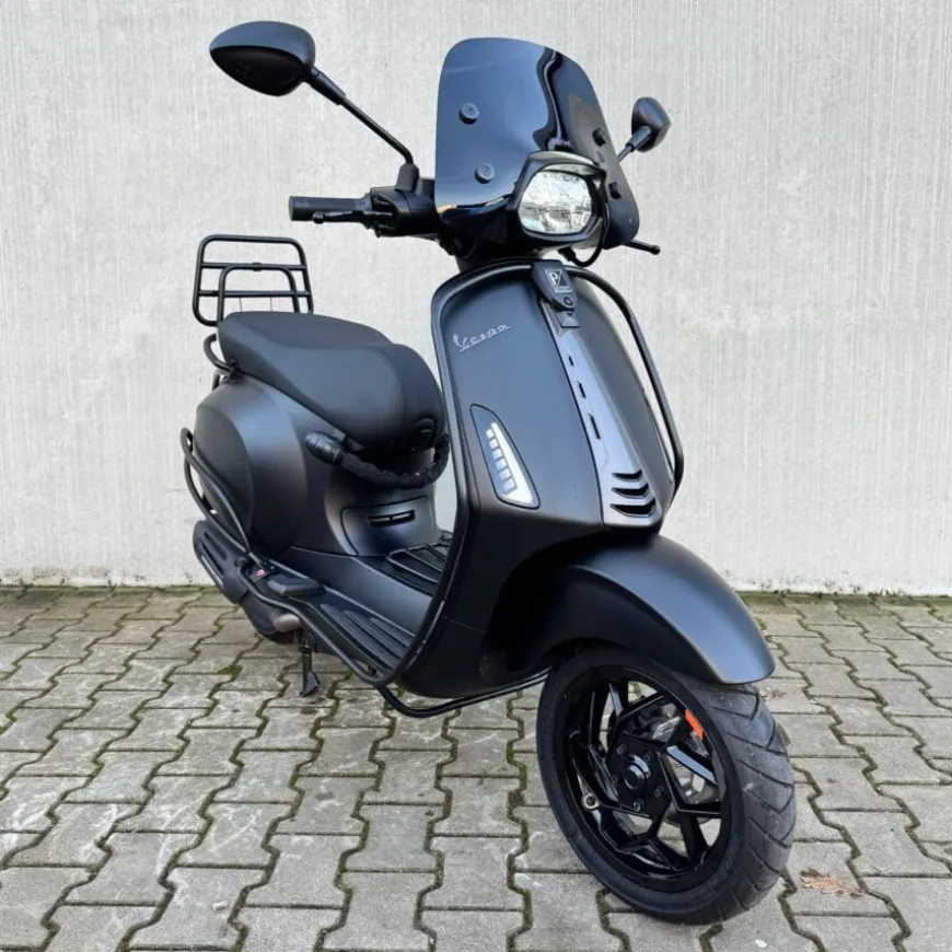 Vespa Sprint Matt Black Facelift 2026 Pakket 2