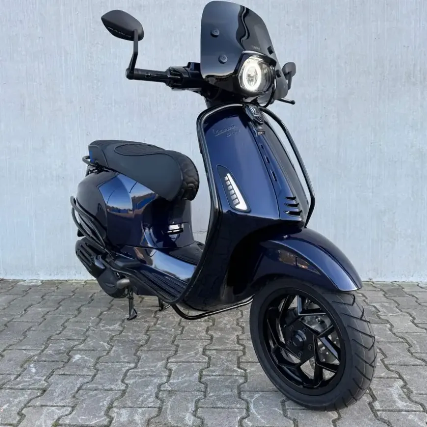 Vespa Sprint San Marino Blue Facelift 2026